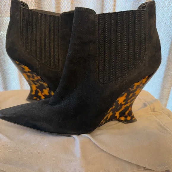 Christian Dior Tortoise Shell Wedge Ankle Boots – Size 38.5 Shoes